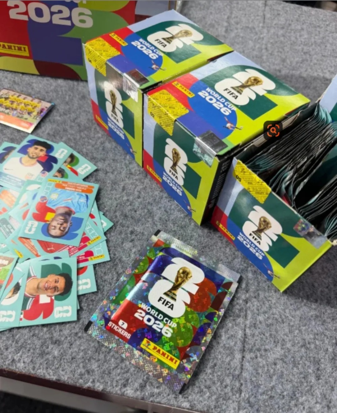 パニーニ 2026 FIFAワールドカップ ステッカー 密封 - Cardstock Paper Pack のレビューと価格