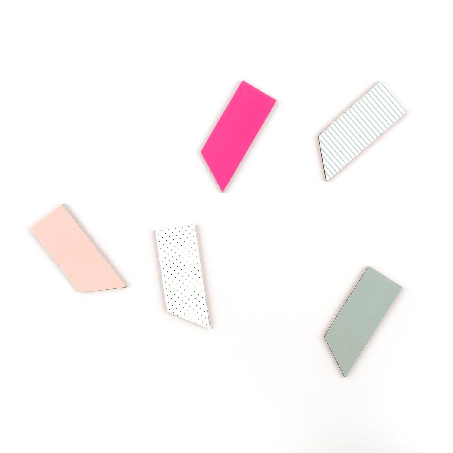 スタイリッシュなペーパークリップ付きマグネットブックマークセ - Paperclip Magnetic Set のレビューと価格